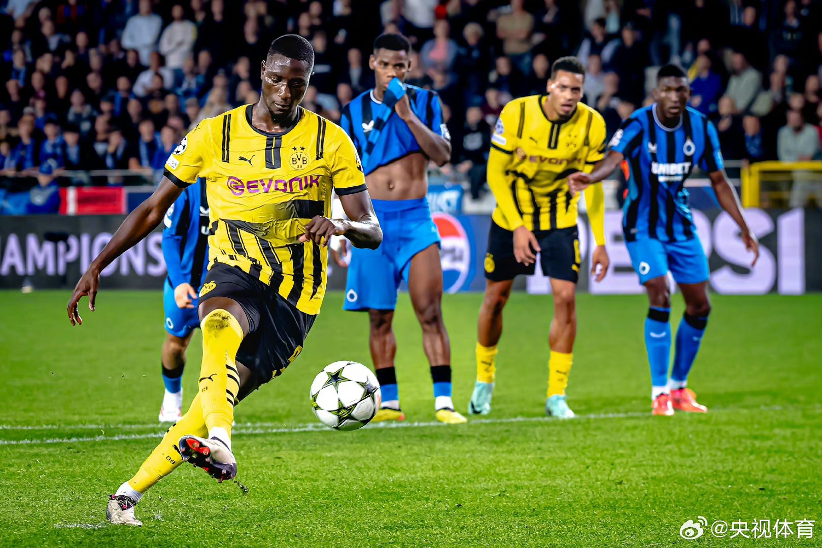 里程碑夜！多特蒙德临场应变；意甲今晚刷纪录；更衣室稳定；数据趋势出现新变化的简单介绍-mk体育下载