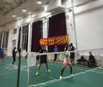 包含赛地聚焦：社区盾赛前热度飙升，费城76人防线松动，引发热议，临场指挥获称赞的词条-mk国际